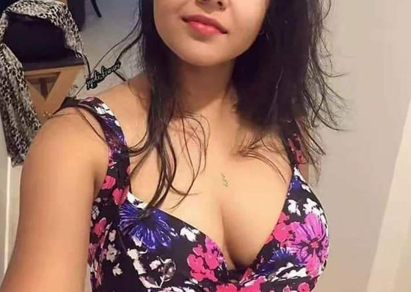Call Girls in Singapore
